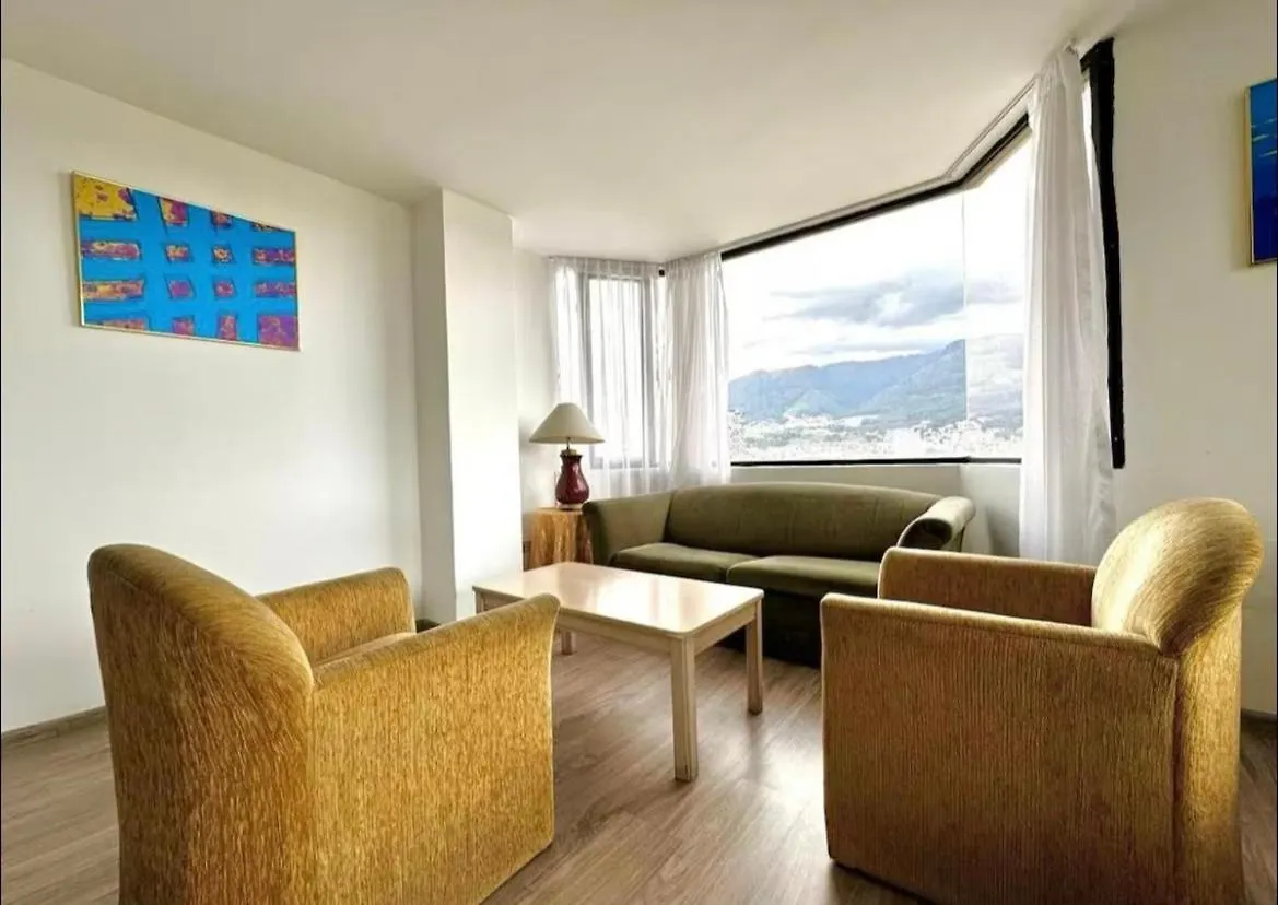 Suite Con Vista La Carolina Quito Appartamento